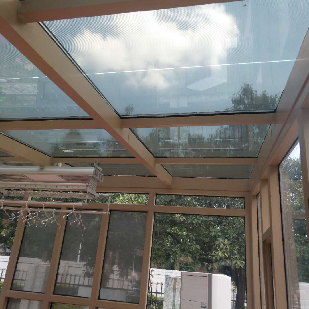 太陽(yáng)能(光伏)發(fā)電陽(yáng)光房